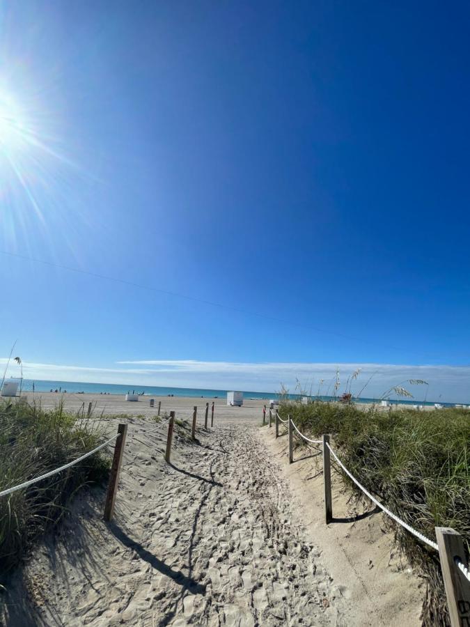 Beachfront Apt In Carlyle Hotel On Ocean Drive Miami Beach Buitenkant foto